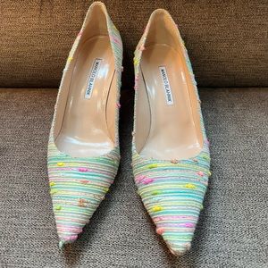 MANOLO BLAHNIK- Soft neon colors Fabric Pointed Toe Pumps